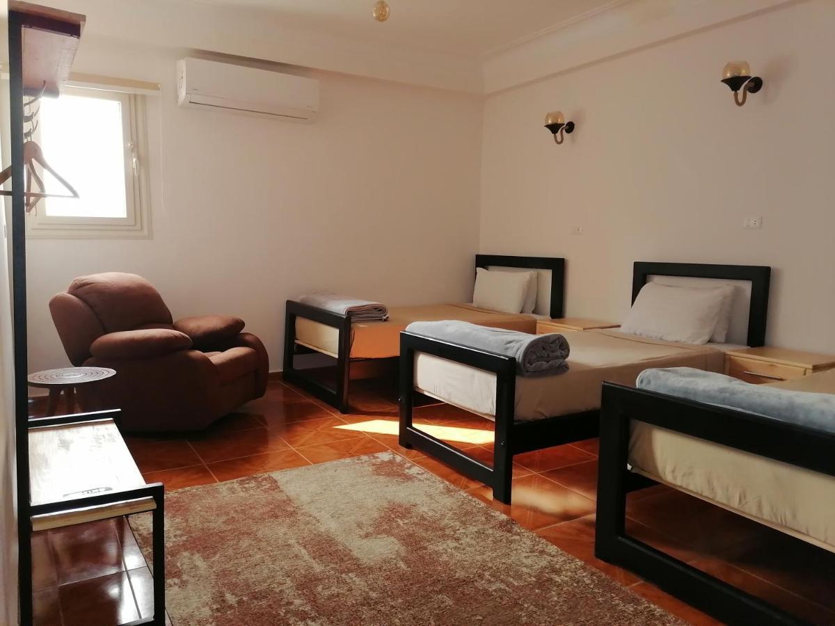 Champollion Hostel Каир Экстерьер фото